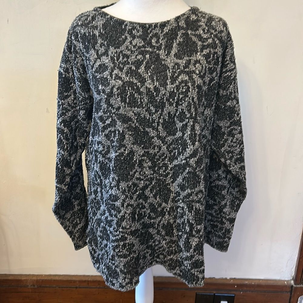 Joan Vass gray black long sleeve patterned sweater Size 1 EUC
